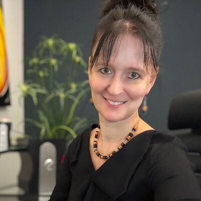 Nicole Angela Buck schafft neue Perspektiven für Deine Außenwirkung.Nicole Angela Buck schafft neue Perspektiven für Deine Außenwirkung.Nicole Angela Buck | KI-Trainerin | Kommunikations- und Grafik-Designerin